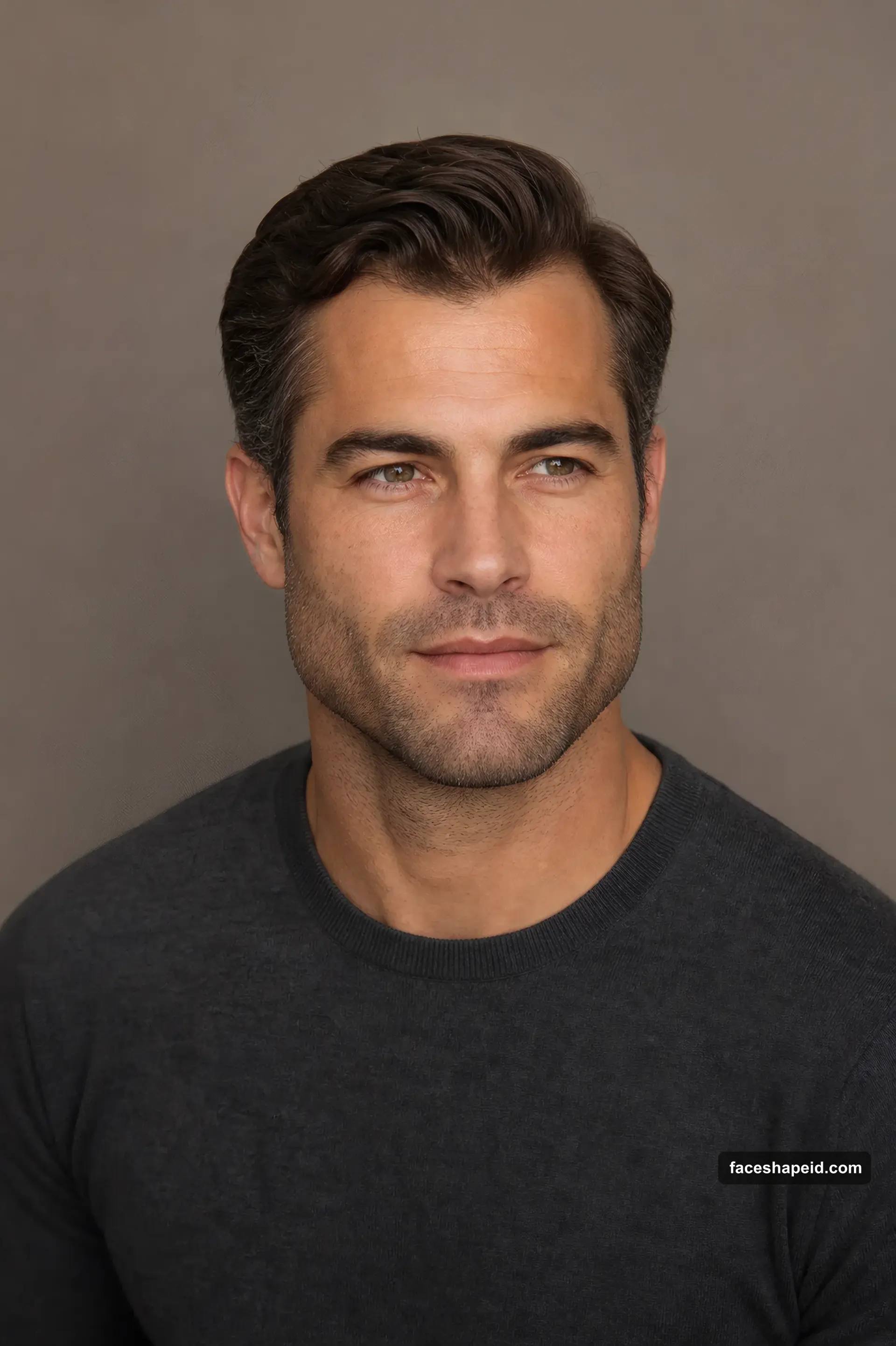 Men's hairstyle for a triangle face shape: side-part haircut with tapered sides